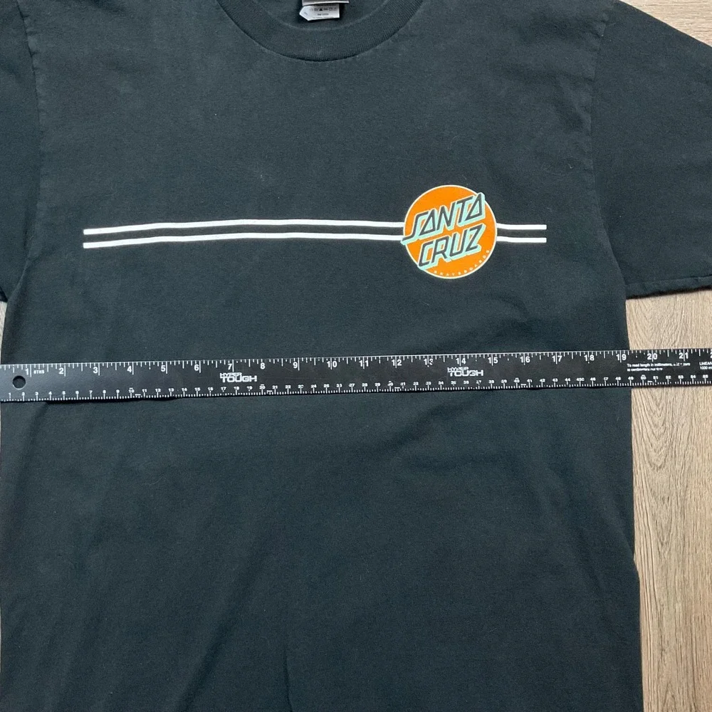 Santa Cruz Skateboards T‎ Shirt Mens Medium Black Logo Graphic Skate Tee Retro